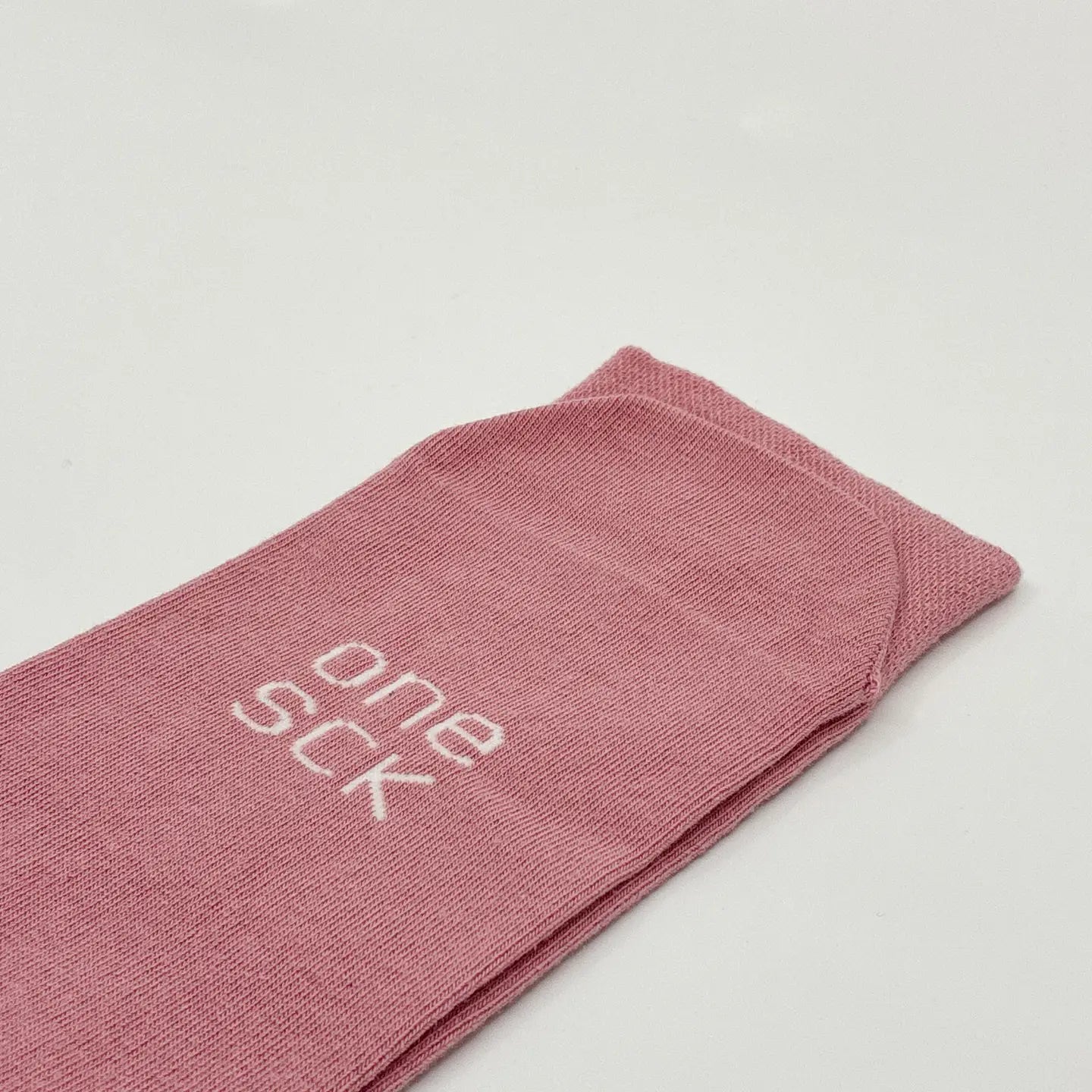 Broderie "été" sur chaussette Pastel Mix Match