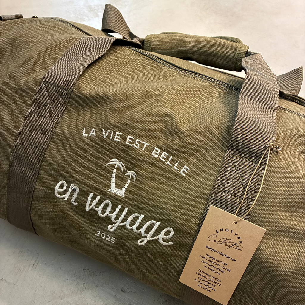Customizable text on an XL organic cotton shopping bag