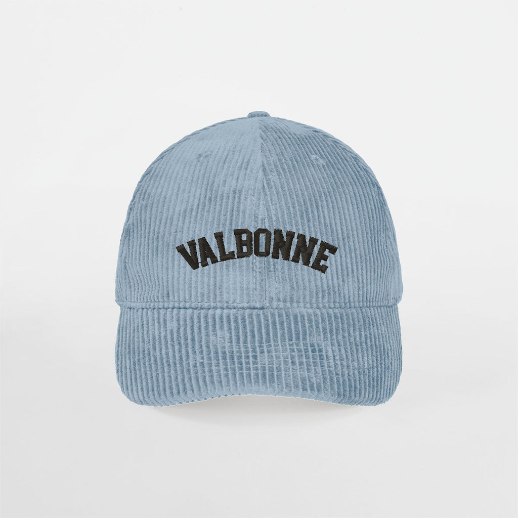 Broderie personnalisée sur casquette en velours